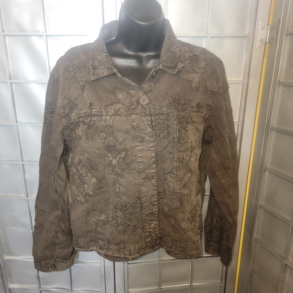 Chico's size 1 (S) shacket. Button down front with metal buttons. Brown.